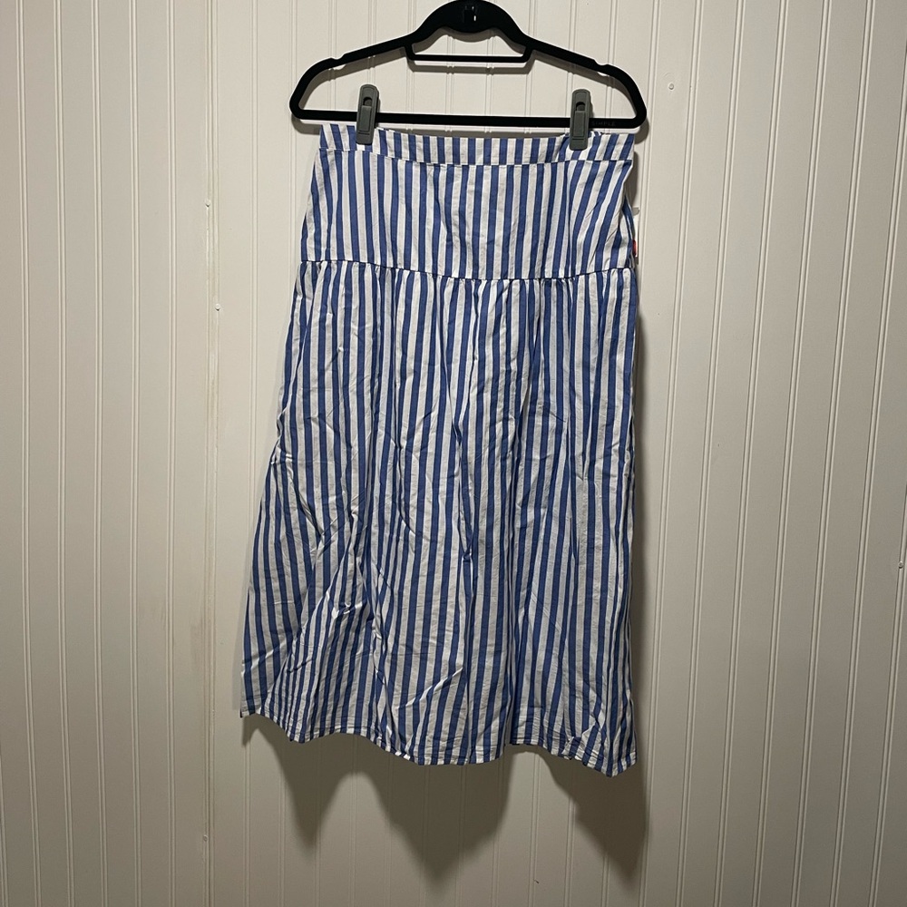 Old Navy Blue and White Smocked Midi Skirt